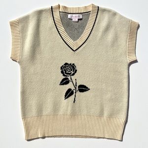 Lisa Says Gah - Fangio Vest, Ivory/Rose - XS/S, NWT